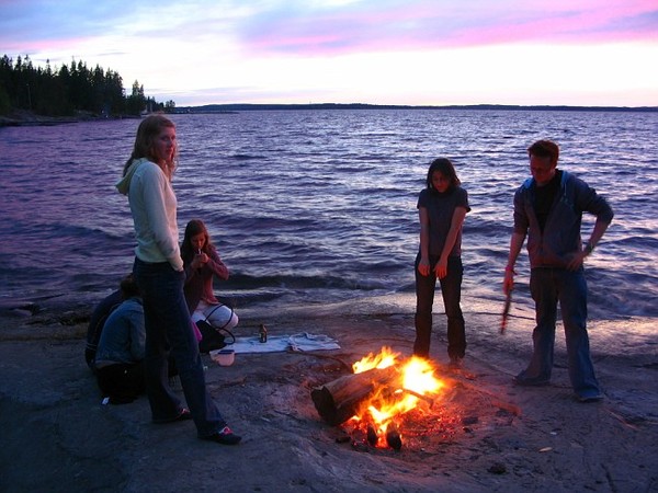 Midsummer is a big celebration in Finland at the end of June. Usually it's celebrated with a huge amount of alcohol beside a campfire nearby a lake ;-) When I visited friends in Porvo, a small village near Helsinki.