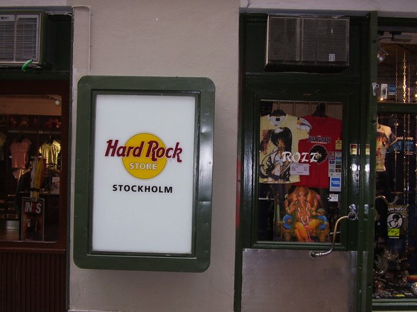 Hard Rock Cafe really rocks. But what did u notice in this pic? ya ya GANESH jee... I took this pic in the most famous tourist place in Stockholm called GAMLA Stan (old town) which reminded me of Bhaktapur.