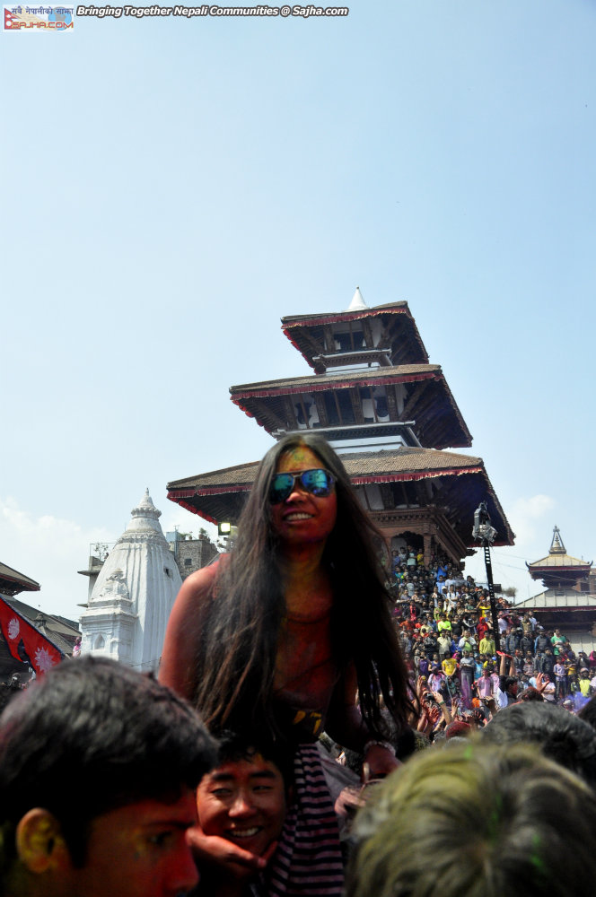 holi