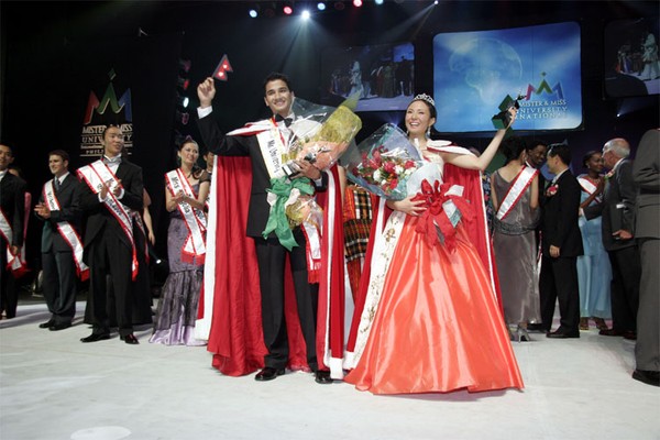  Mister &  University International (2006 winner) : Mr. Baral with Miss Korea Sun Woo Kim