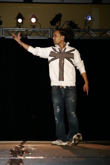 ANA 2008 FASHION SHOW