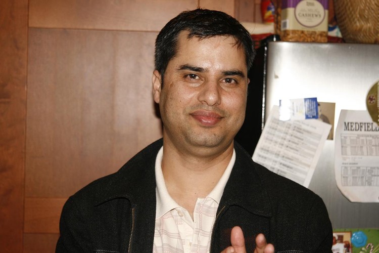 Deusi Bhailo 2066,Boston