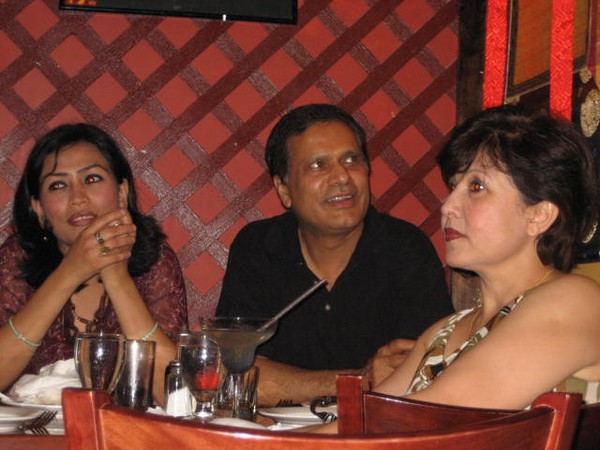 Good food, good music and good company - what more can one ask? Haina?