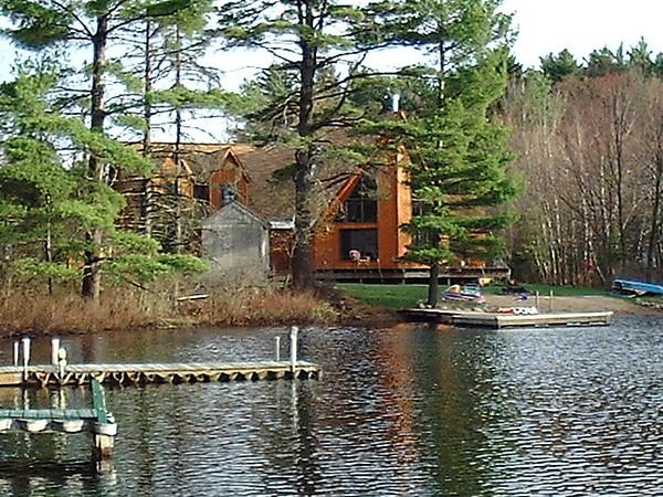 wishful thinking - quiet lakeside home